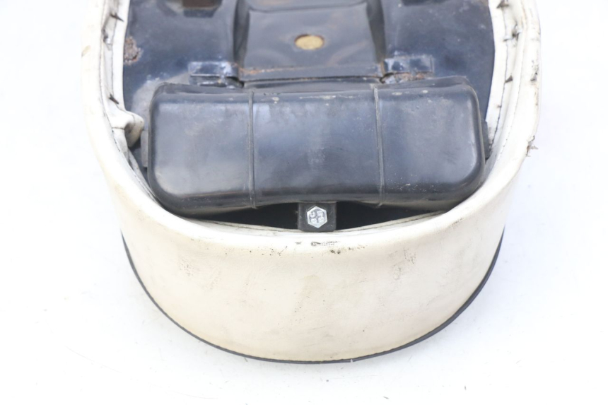 photo de SIEDZENIE TNT MOTOR CITY 50 (2007 - 2018) - Punkty mocowania