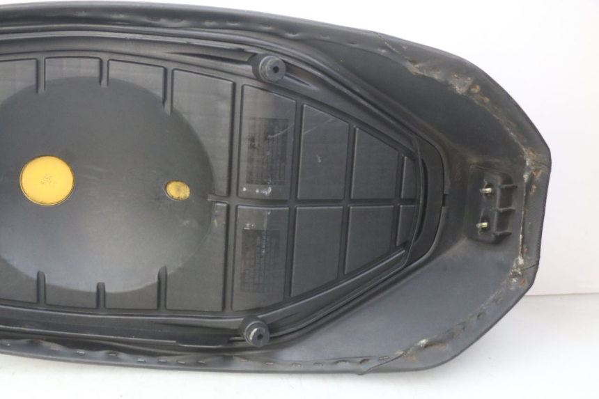 photo de SIEDZENIE SYM CITYCOM CITY COM 125 (2009 - 2014) - Oznaczenia i referencje