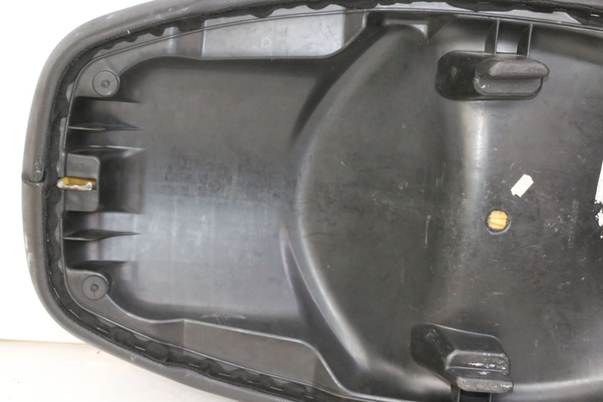 photo de SIEDZENIE PEUGEOT CITYSTAR 50 (2013 - 2017) - Alternatywny kąt