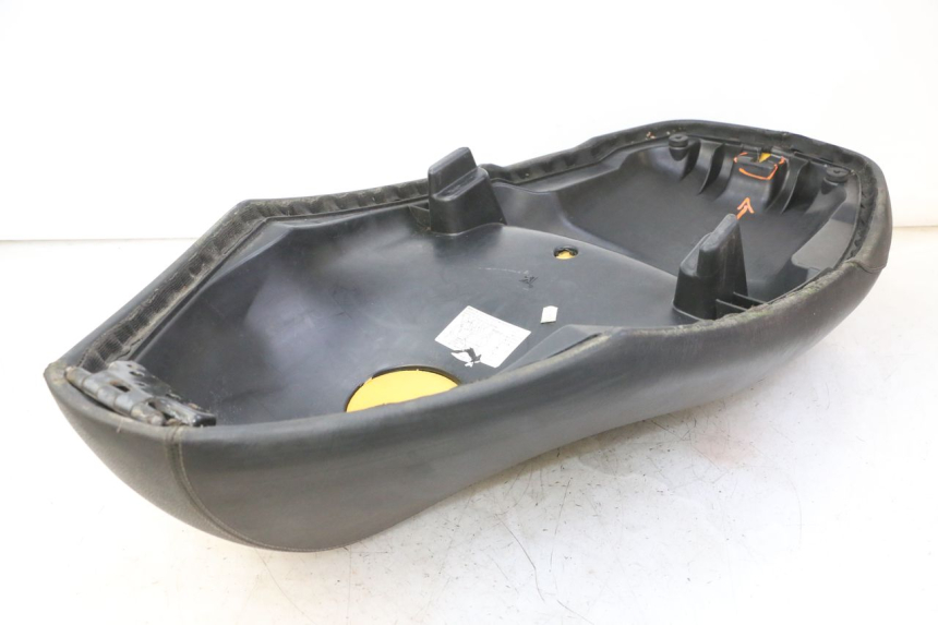 photo de SIEDZENIE PEUGEOT CITYSTAR 50 (2013 - 2017) - Punkty mocowania