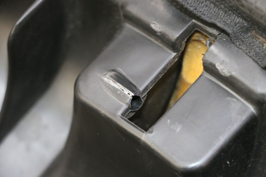 photo de SIEDZENIE PEUGEOT CITYSTAR 50 (2013 - 2017) - Szczegół części