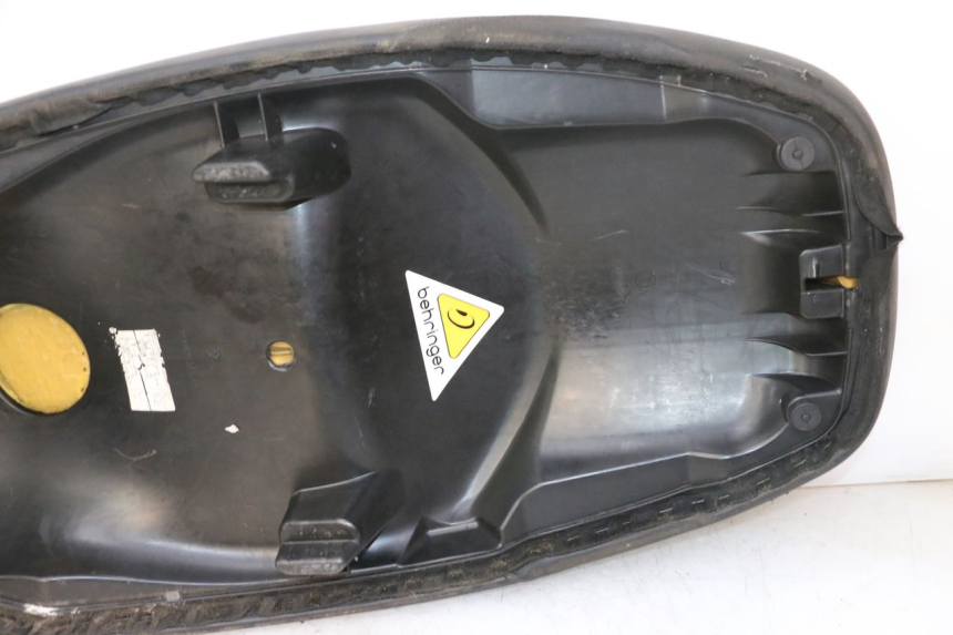 photo de SIEDZENIE PEUGEOT CITYSTAR 50 (2013 - 2017) - Szczegóły charakterystyczne