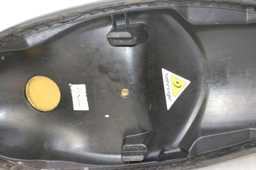 photo de SIEDZENIE PEUGEOT CITYSTAR 50 (2013 - 2017) - Widok z bliska