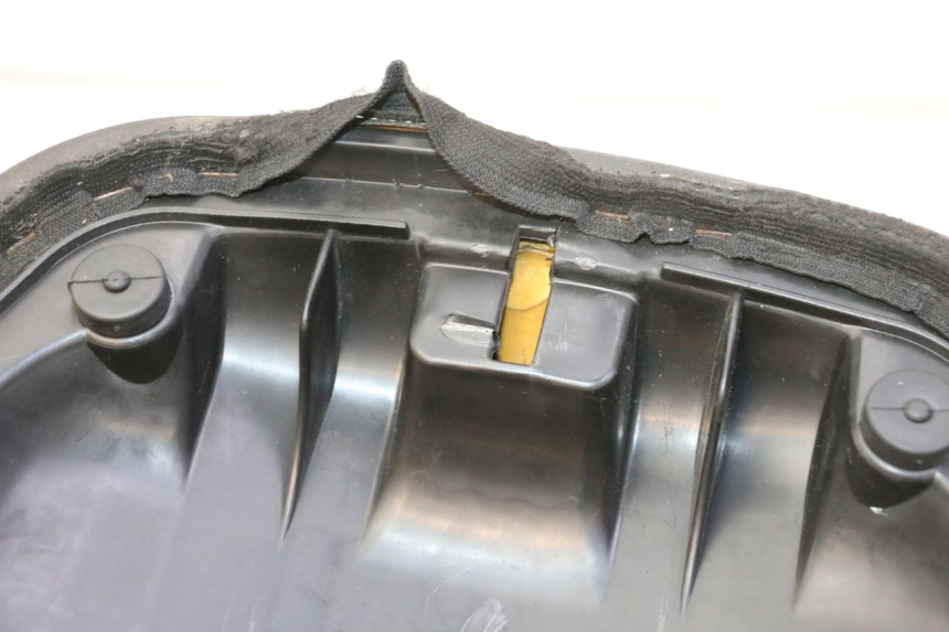 photo de SIEDZENIE PEUGEOT CITYSTAR 50 (2013 - 2017) - Zoom stanu zużycia