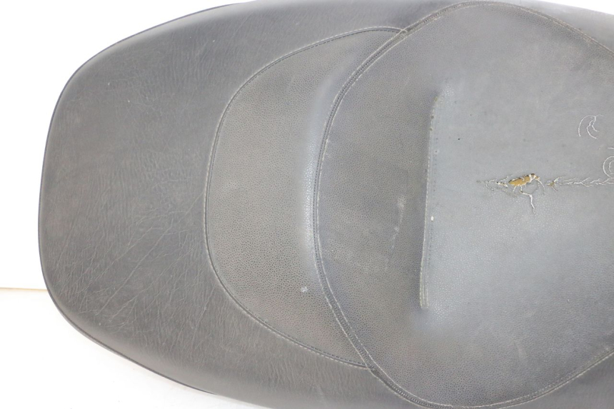 photo de SIEDZENIE PEUGEOT CITYSTAR 50 (2013 - 2017) - Szczegół części