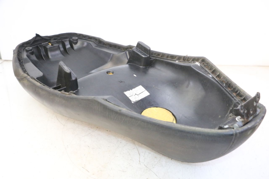 photo de SIEDZENIE PEUGEOT CITYSTAR 50 (2013 - 2017) - Zbliżenie techniczne