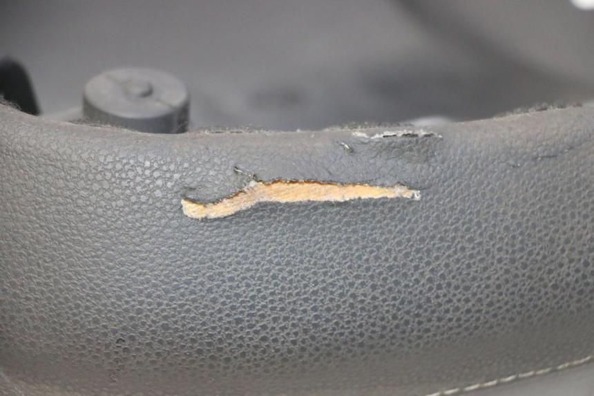 photo de SIEDZENIE PEUGEOT CITYSTAR 50 (2013 - 2017) - Punkty mocowania