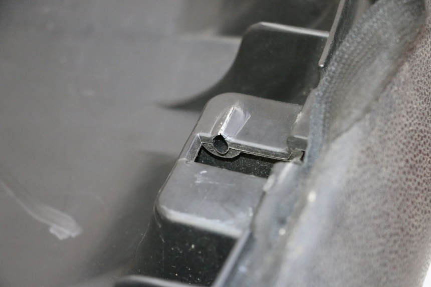 photo de SIEDZENIE PEUGEOT CITYSTAR 50 (2013 - 2017) - Oznaczenia i referencje