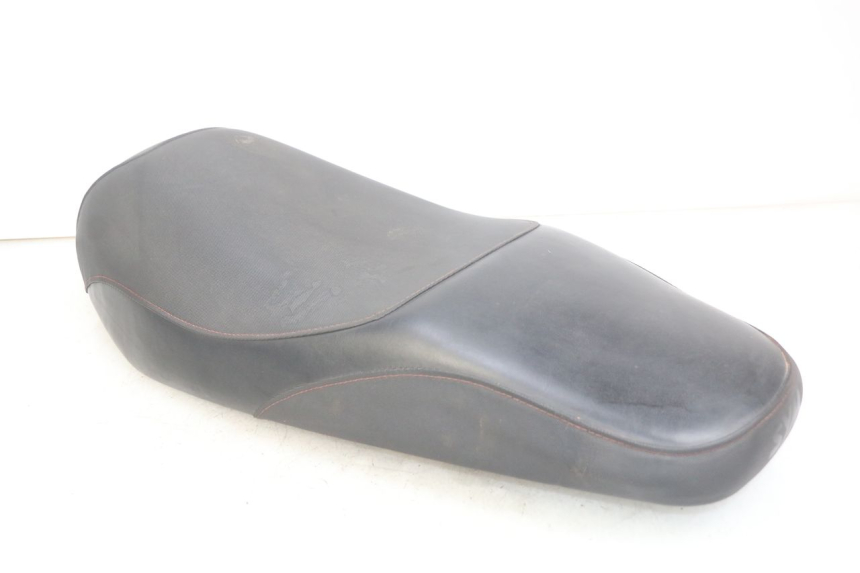 photo de SIEDZENIE SYM CROX 4T 50 (2016 - 2023) - Zbliżenie techniczne