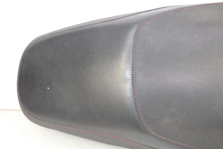 photo de SIEDZENIE SYM CROX 4T 50 (2016 - 2023) - Alternatywny kąt