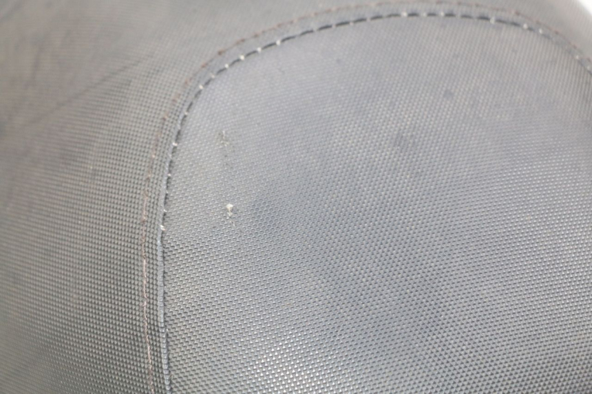 photo de SIEDZENIE SYM CROX 4T 50 (2016 - 2023) - Zoom stanu zużycia