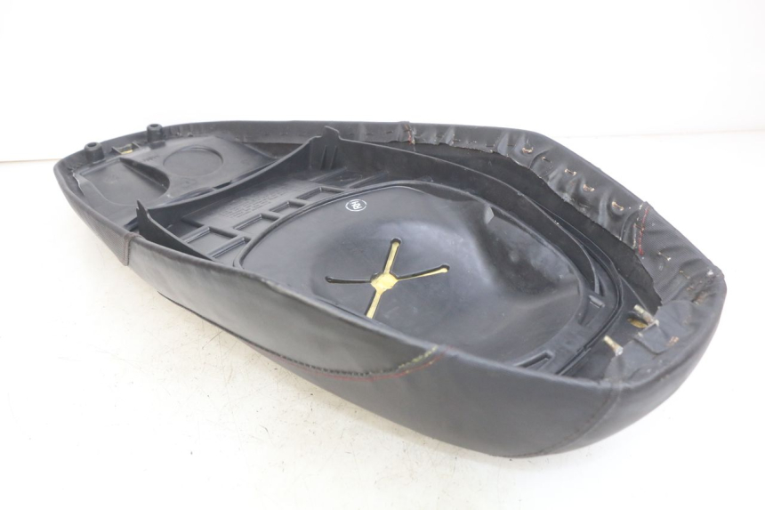 photo de SIEDZENIE SYM CROX 4T 50 (2016 - 2023) - Część sprawdzona