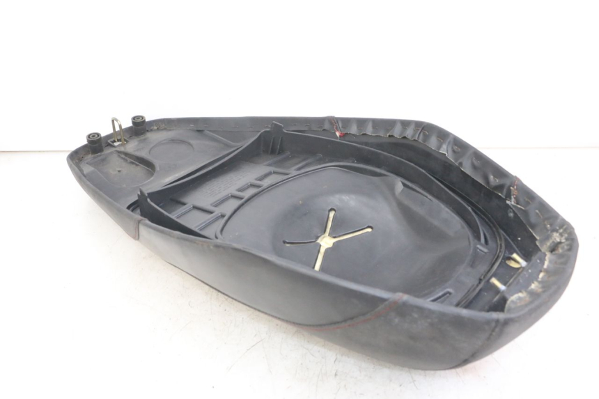 photo de SIEDZENIE SYM CROX 4T 50 (2016 - 2023) - Szczegół części