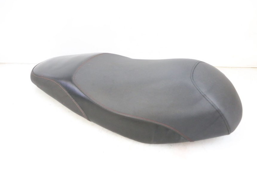 photo de SIEDZENIE SYM CROX 4T 50 (2016 - 2023) - Zoom stanu zużycia