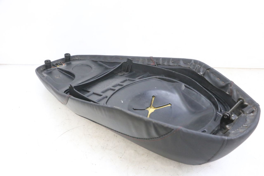 photo de SIEDZENIE SYM CROX 4T 50 (2016 - 2023) - Część sprawdzona