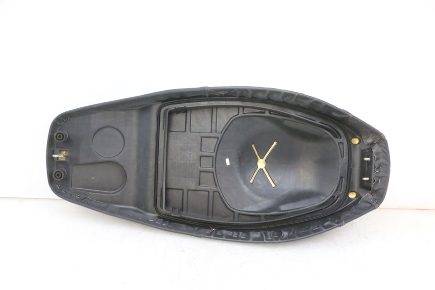 photo de SIEDZENIE SYM CROX 4T 50 (2016 - 2023) - Zbliżenie komponentów