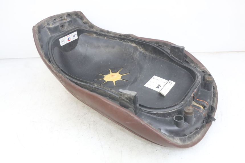 photo de SIEDZENIE PEUGEOT DJANGO 4T 50 (2014 - 2019) - Szczegół części