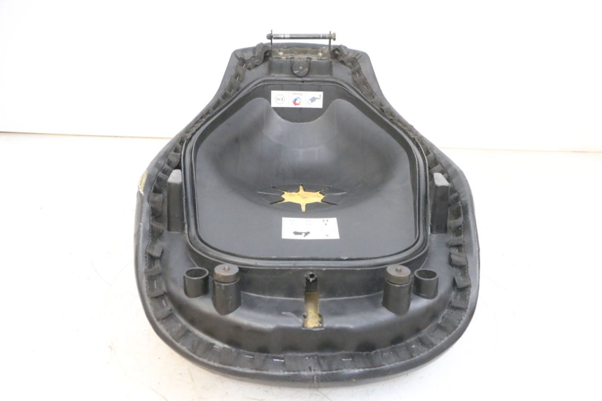 photo de SIEDZENIE PEUGEOT DJANGO 4T 50 (2014 - 2019) - Zbliżenie techniczne