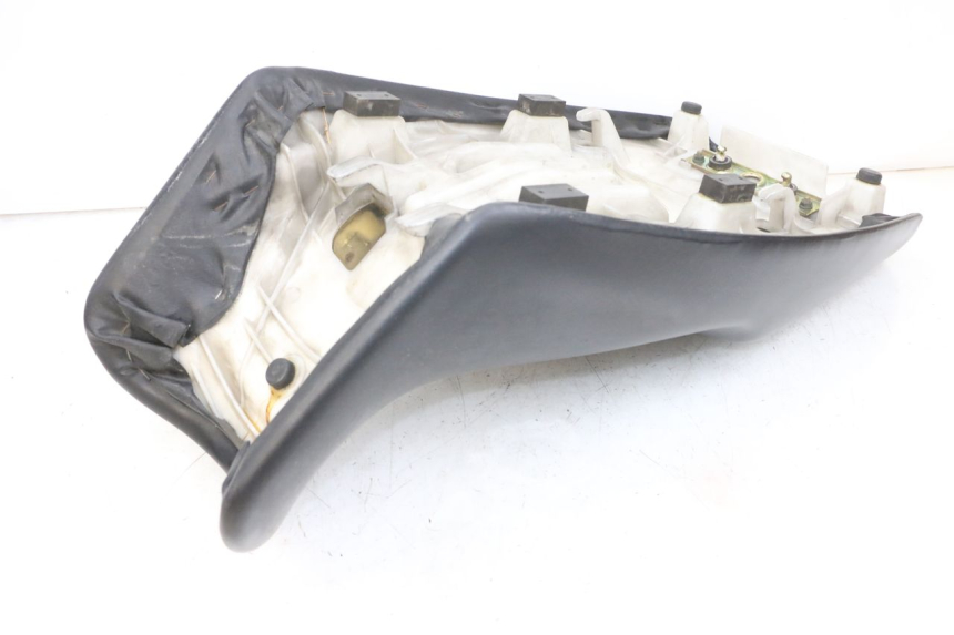 photo de SIEDZENIE SUZUKI DL V STROM 1000 (2002 - 2007) - Zbliżenie komponentów