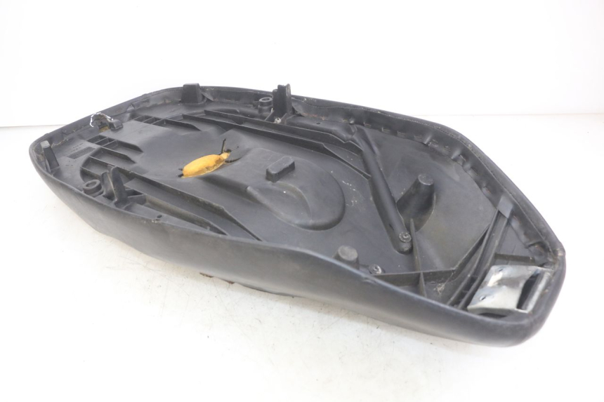 photo de SIEDZENIE PEUGEOT ELYSEO 125 (1999 - 2004) - Zbliżenie komponentów