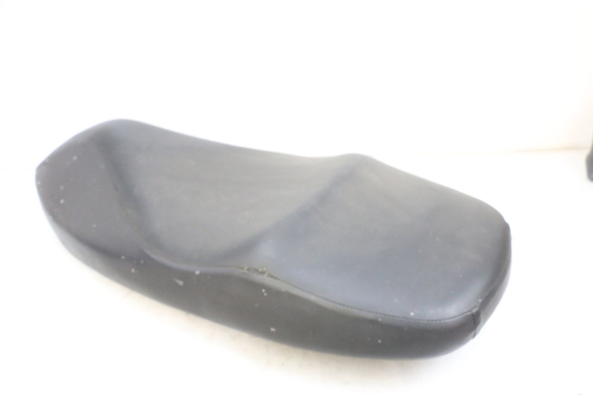 photo de SIEDZENIE PEUGEOT ELYSEO 125 (1999 - 2004) - Widok z bliska