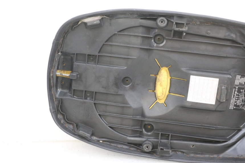 photo de SIEDZENIE PEUGEOT ELYSEO 125 (1999 - 2004) - Stan powierzchni