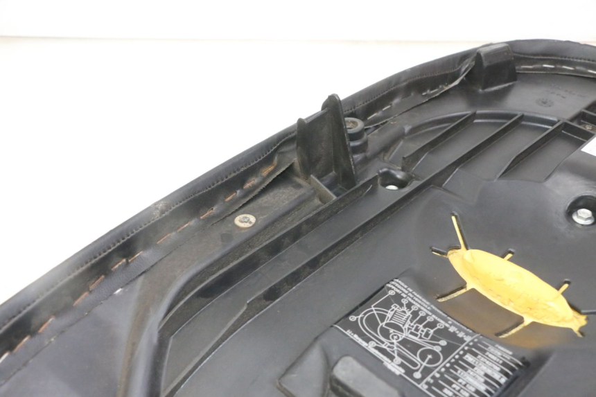 photo de SIEDZENIE PEUGEOT ELYSTAR 125 (2002 - 2007) - Szczegół części