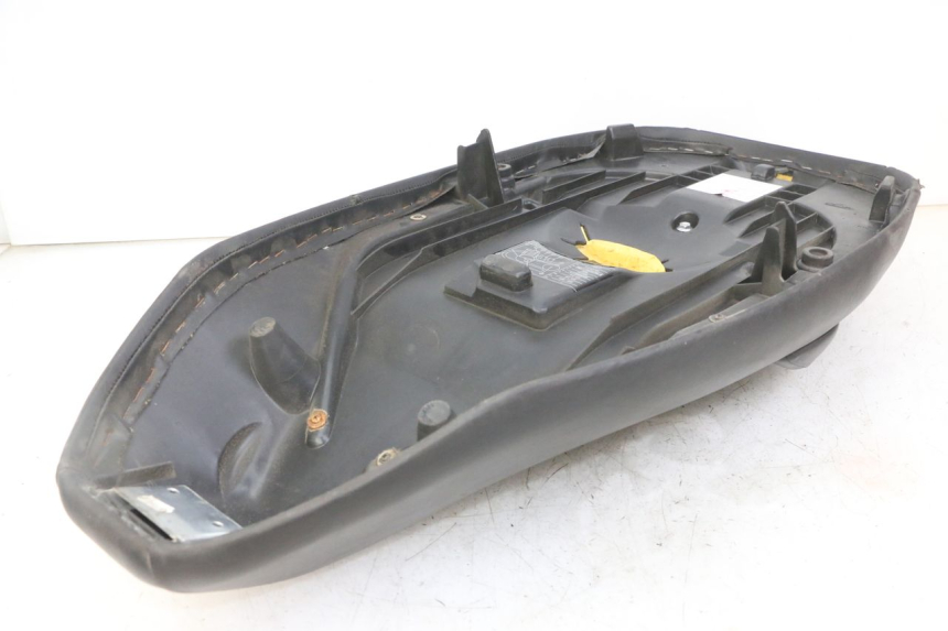 photo de SIEDZENIE PEUGEOT ELYSTAR 125 (2002 - 2007) - Inny kąt widzenia