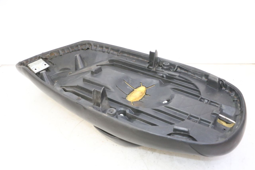 photo de SIEDZENIE PEUGEOT ELYSTAR 50 (2002 - 2014) - Zoom stanu zużycia