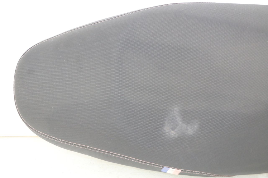 photo de SIEDZENIE JM MOTORS EVOLIS 4T 50 (2018 - 2022) - Szczegóły charakterystyczne