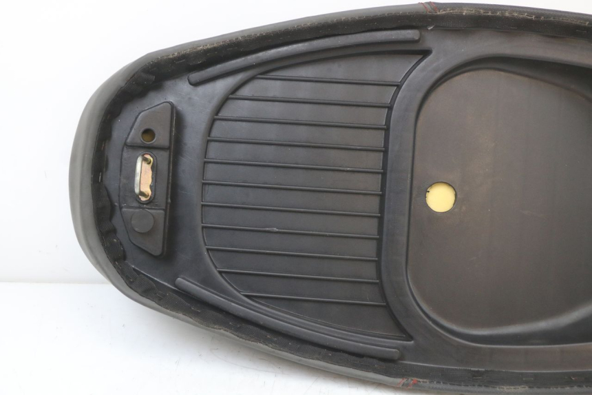 photo de SIEDZENIE JM MOTORS EVOLIS 4T 50 (2018 - 2022) - Stan powierzchni