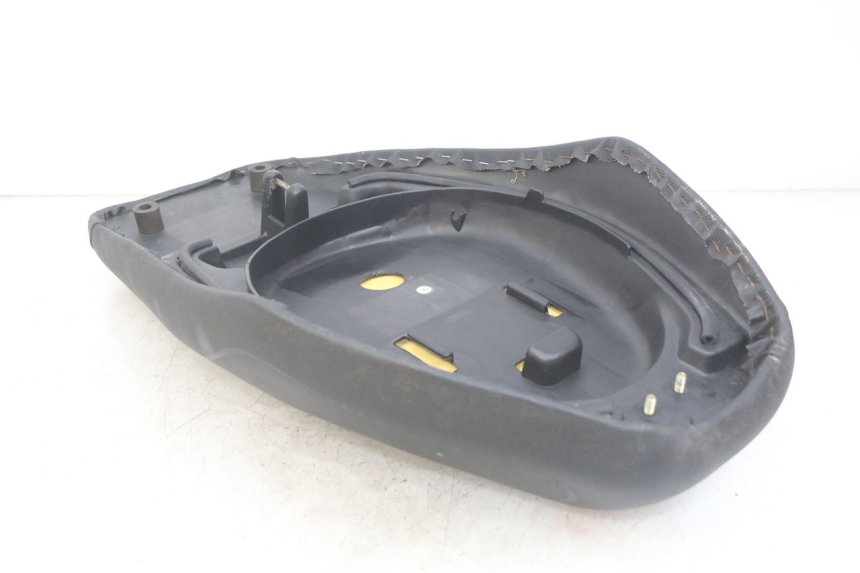 photo de SIEDZENIE KEEWAY F-ACT FACT 50 (2006 - 2011) - Punkty mocowania