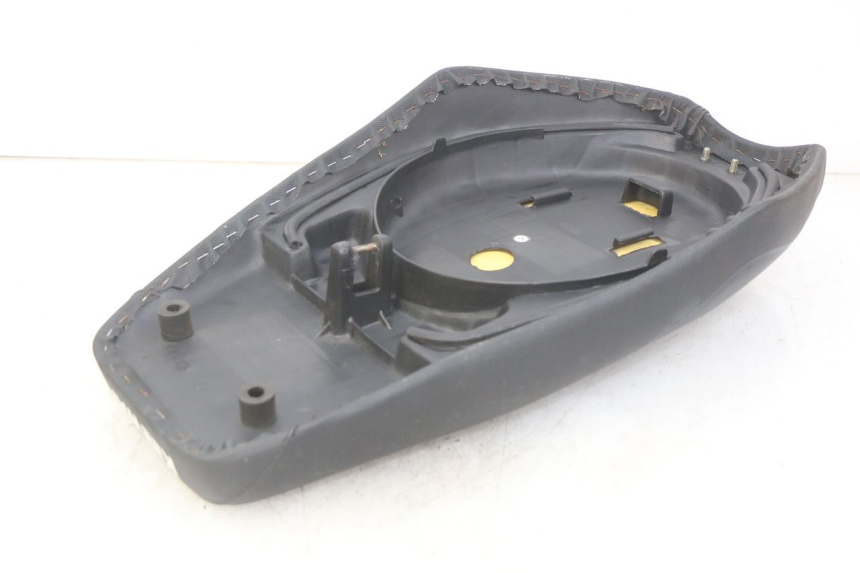 photo de SIEDZENIE KEEWAY F-ACT FACT 50 (2006 - 2011) - Stan powierzchni