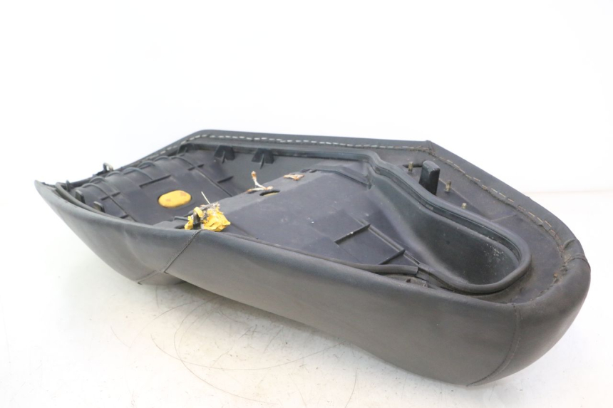 photo de SIEDZENIE HONDA FES PANTHEON 2T 125 (1998 - 2002) - Widok produktu