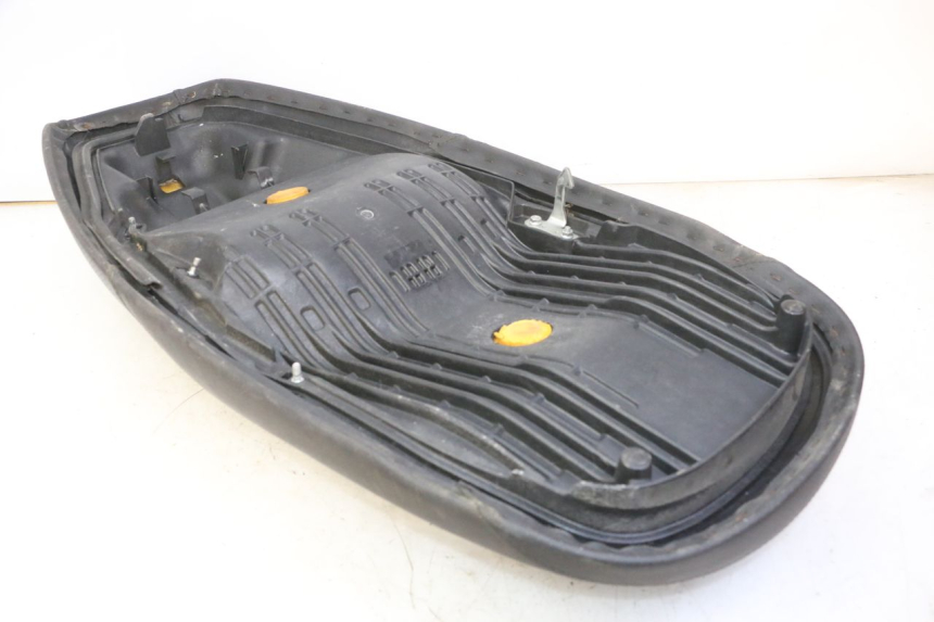 photo de SIEDZENIE HONDA FES S-WING SWING ABS 125 (2007 - 2015) - Zoom stanu zużycia