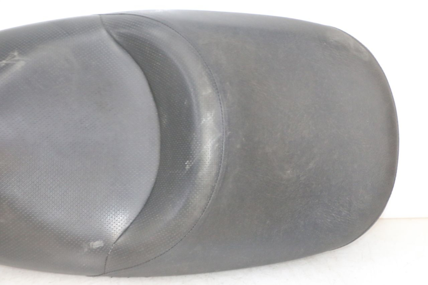 photo de SIEDZENIE HONDA FES S-WING SWING ABS 125 (2007 - 2015) - Zoom stanu zużycia