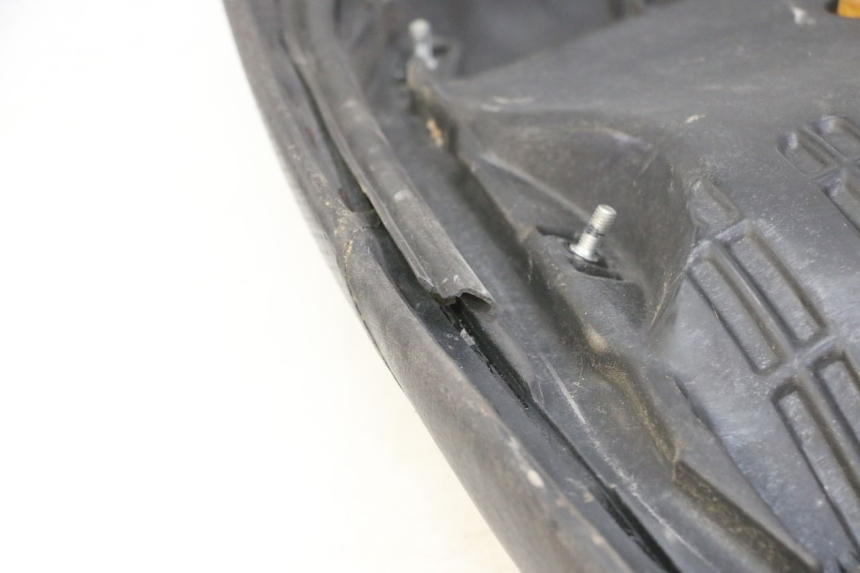 photo de SIEDZENIE HONDA FES S-WING SWING ABS 125 (2007 - 2015) - Inny kąt widzenia