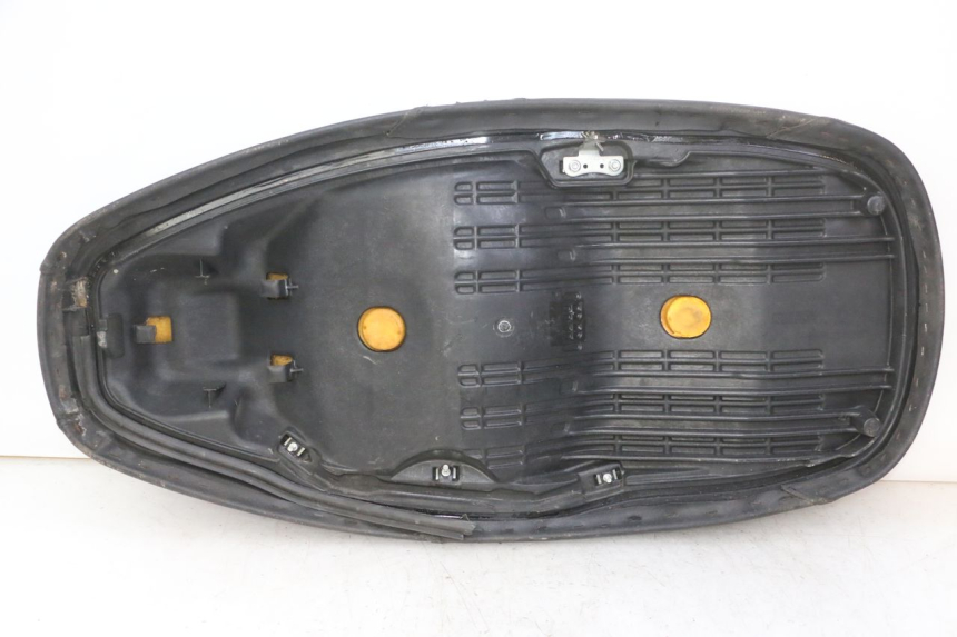 photo de SIEDZENIE HONDA FES S-WING SWING ABS 125 (2007 - 2015) - Część sprawdzona