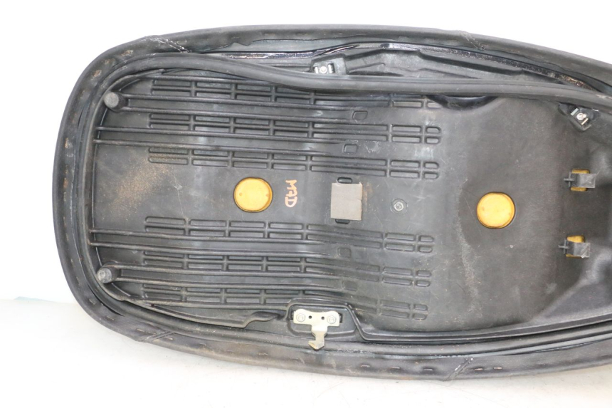photo de SIEDZENIE HONDA FES S-WING SWING ABS 125 (2007 - 2015) - Zoom jakości