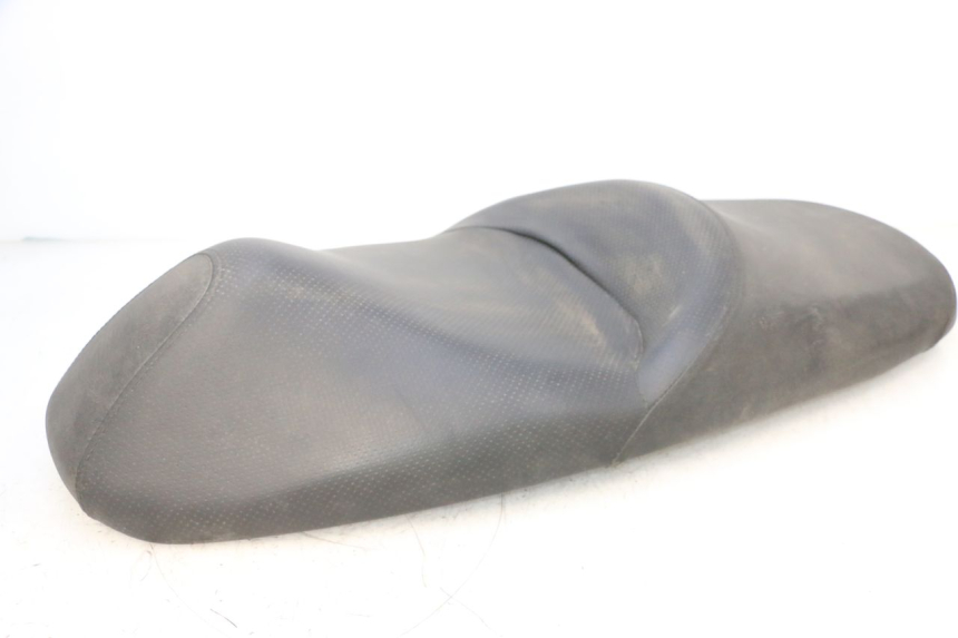 photo de SIEDZENIE HONDA FES S-WING SWING ABS 125 (2007 - 2015) - Stan powierzchni