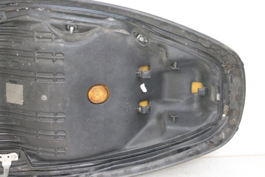 photo de SIEDZENIE HONDA FES S-WING SWING 125 (2007 - 2015) - Zdjęcie dodatkowe