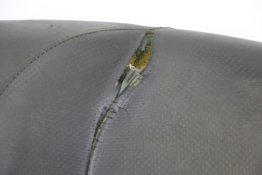 photo de SIEDZENIE HONDA FES S-WING SWING 125 (2007 - 2015) - Zoom jakości