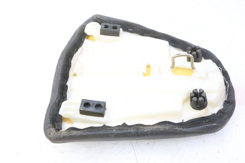 photo de SIEDZENIE STAHO FH 50 (2018 - 2019) - Zbliżenie techniczne