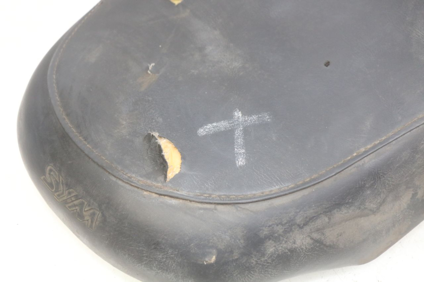 photo de SIEDZENIE SYM FIDDLE 3 III 125 (2014 - 2020) - Struktura - zbliżenie