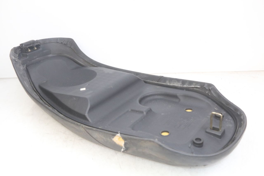 photo de SIEDZENIE SYM FIDDLE 3 III 125 (2014 - 2020) - Zoom stanu zużycia