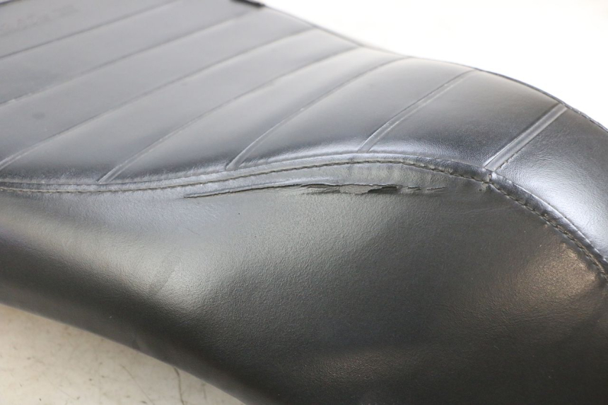 photo de SIEDZENIE SYM FIDDLE 3 III 125 (2014 - 2020) - Stan powierzchni