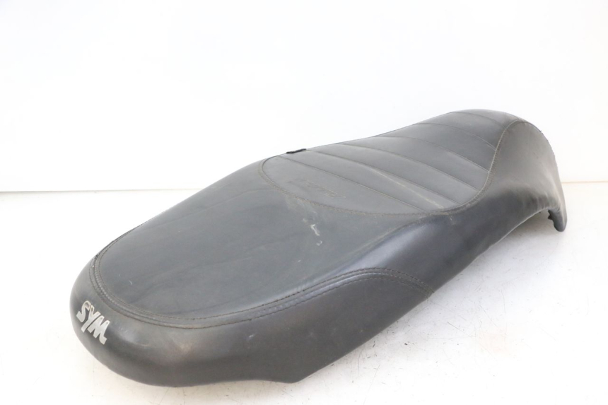 photo de SIEDZENIE SYM FIDDLE 3 III 50 (2014 - 2020) - Oznaczenia i referencje