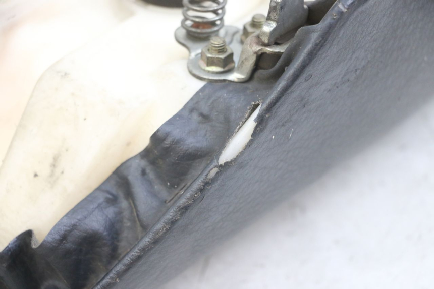 photo de SIEDZENIE YAMAHA FJ 3CX 1200 (1986 - 1996) - Stan powierzchni