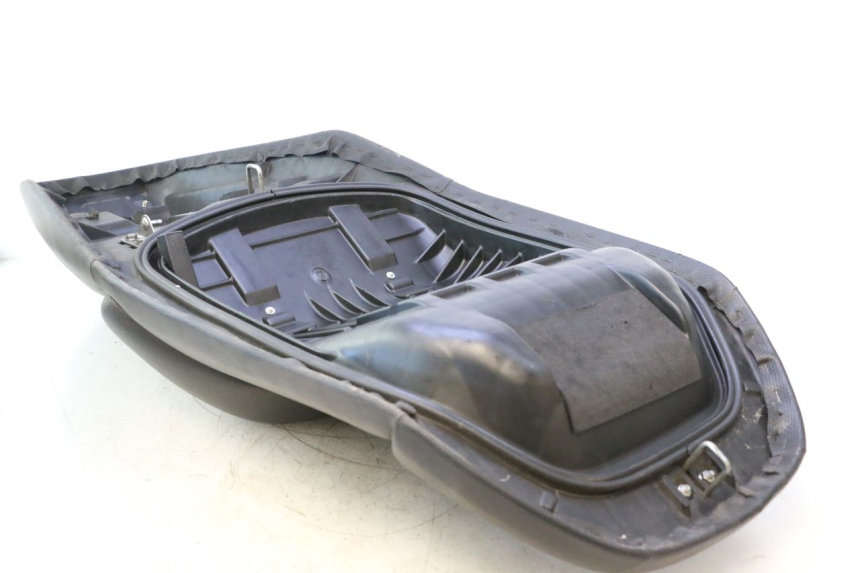 photo de SIEDZENIE HONDA FJS SILVER WING SILVERWING 400 (2005 - 2008) - Zoom stanu zużycia
