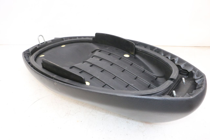 photo de SIEDZENIE MBK FLAME X 125 (2007 - 2016) - Punkty mocowania